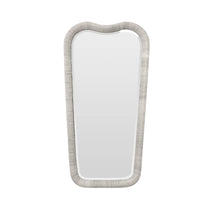  Hugo Mirror